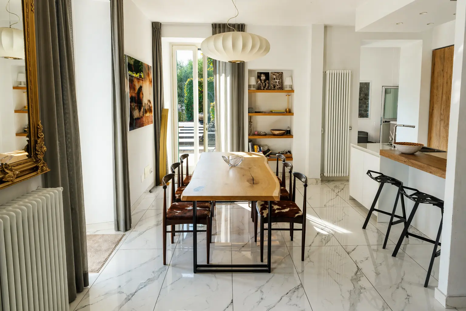 Dining room details