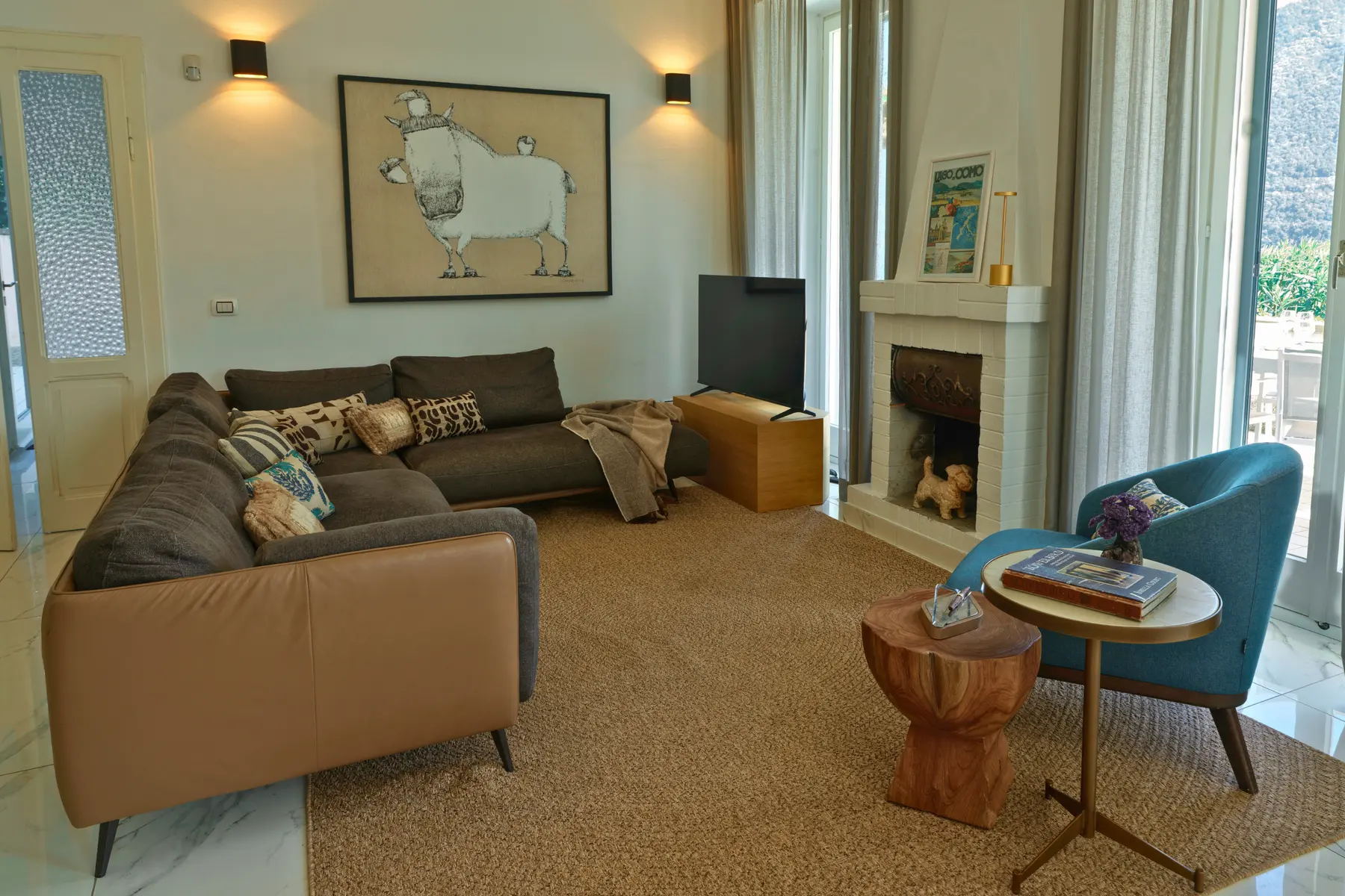 The main living room